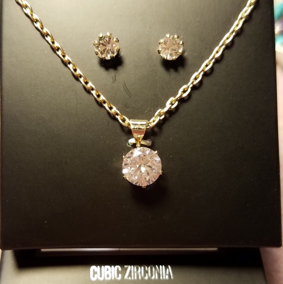 CZ Diamond  Earrings, Necklace set.. - Picture 1 of 2